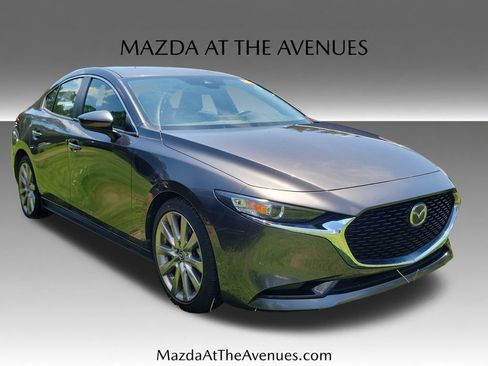 Used 2019 MAZDA MAZDA3 AWD Sedan w/ Preferred Package image 7