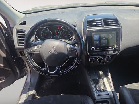 Used 2022 Mitsubishi Outlander Sport SE FWD image 10