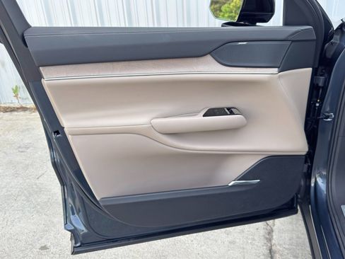 Used 2025 Volvo EX90 Ultra image 41