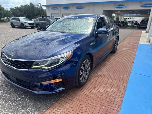 Used 2020 Kia Optima EX FWD image 3