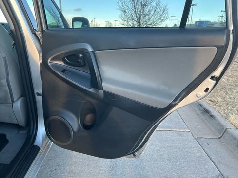 Used 2010 Toyota RAV4 2WD image 20
