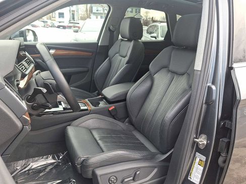 Certified 2023 Audi Q5 2.0T Premium Plus w/ Premium Plus Package image 11