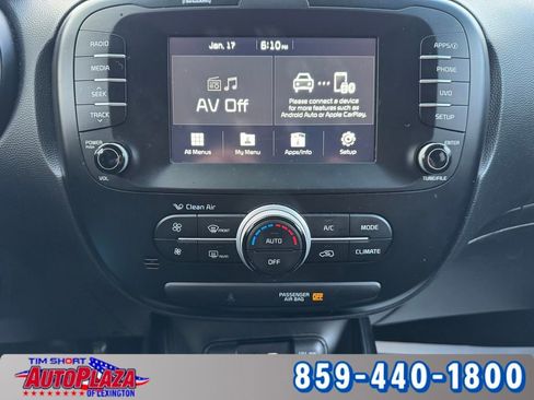 Used 2019 Kia Soul + image 5