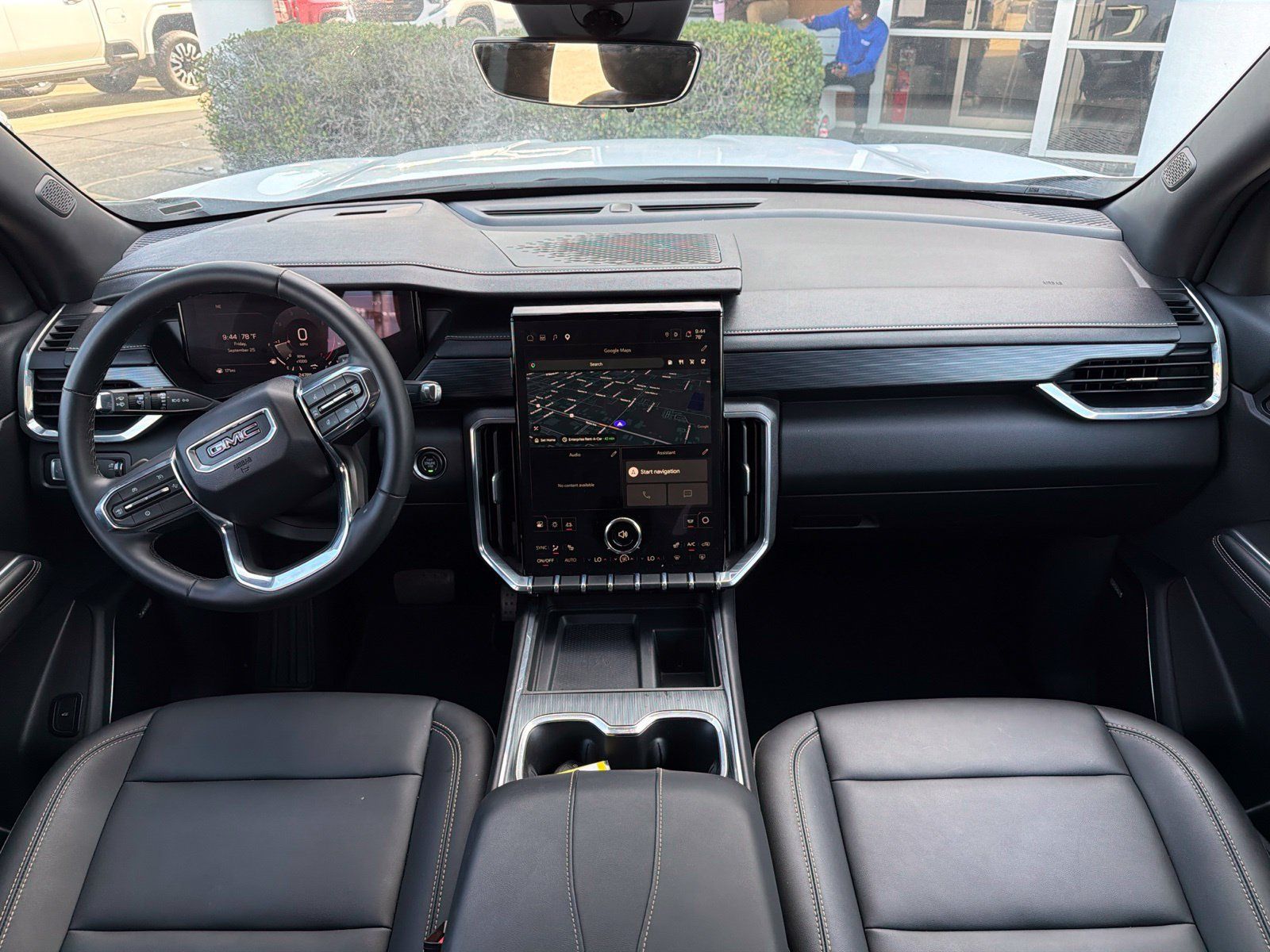Used 2026 GMC Acadia Elevation w/ Elevation Premium Package FWD image 9