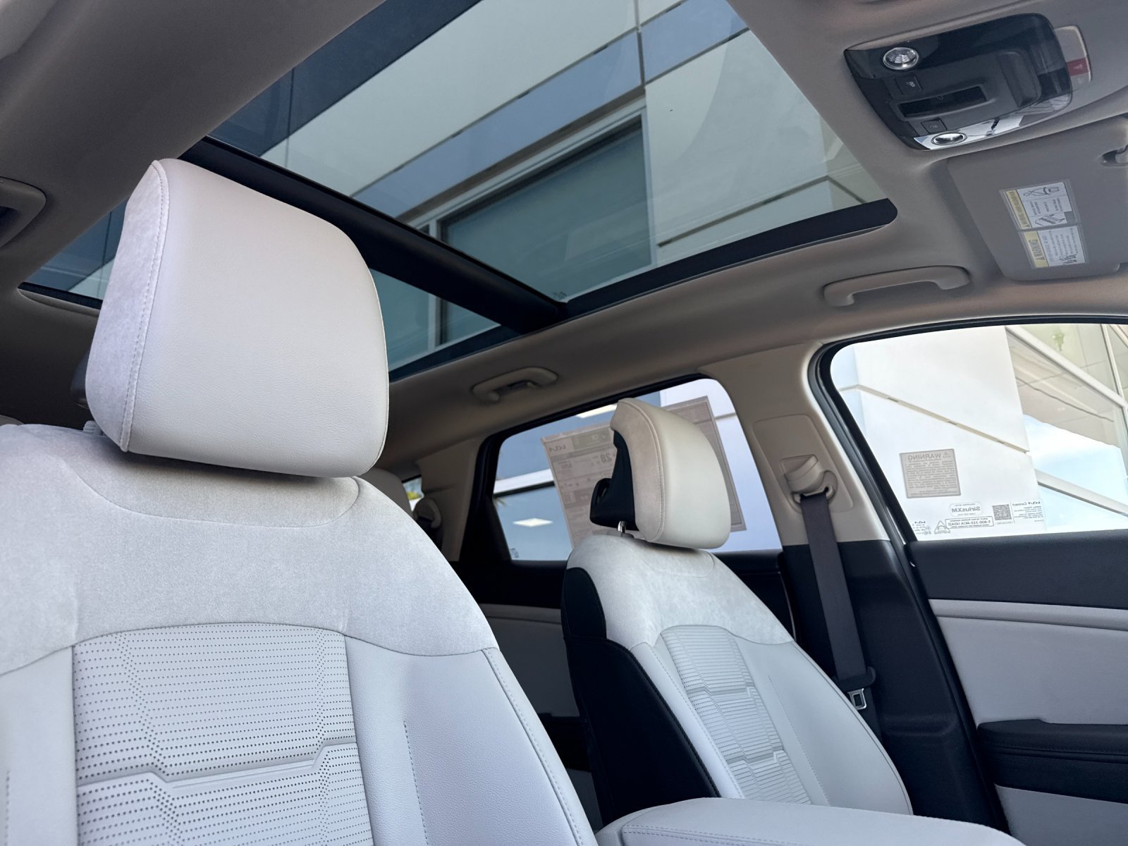 New 2026 Kia Sportage SX FWD image 18