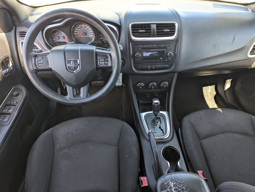 Used 2014 Dodge Avenger SE FWD image 26