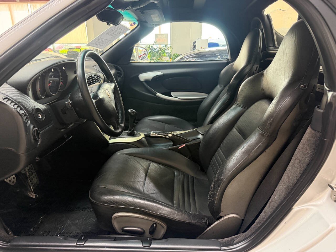 Used 1999 Porsche Boxster RWD image 12
