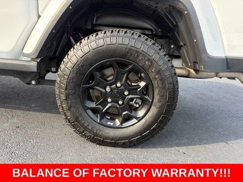 Used 2023 Jeep Gladiator Sport AWD/4WD image 10