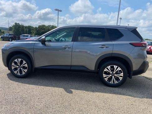 Used 2023 Nissan Rogue SV FWD image 6