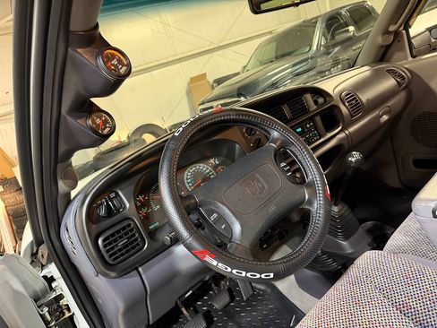 Used 1999 Dodge Ram 3500 Truck 4x4 Quad Cab image 49