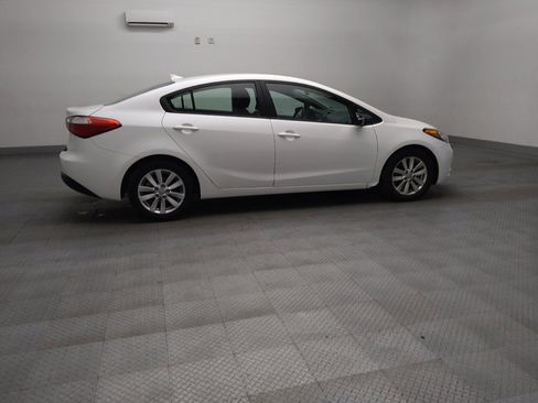 Used 2016 Kia Forte LX w/ LX Popular Plus Package FWD image 10