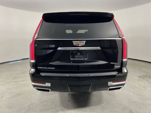Certified 2025 Cadillac Escalade Premium Luxury w/ Touring Package AWD/4WD image 7
