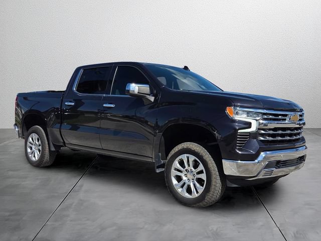 Used 2022 Chevrolet Silverado 1500 LTZ w/ LTZ Premium Package AWD/4WD image 6