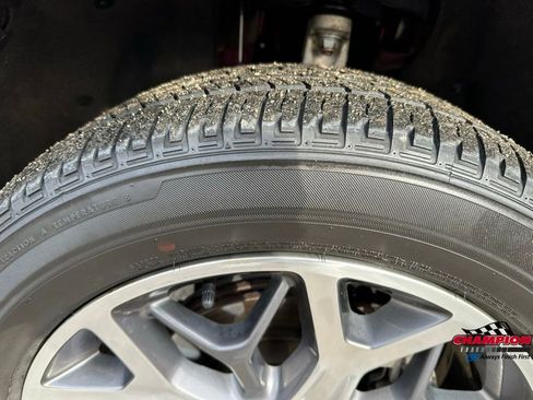 Used 2020 Jeep Grand Cherokee Overland image 12