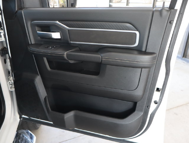 Used 2025 RAM 2500 Big Horn AWD/4WD image 55