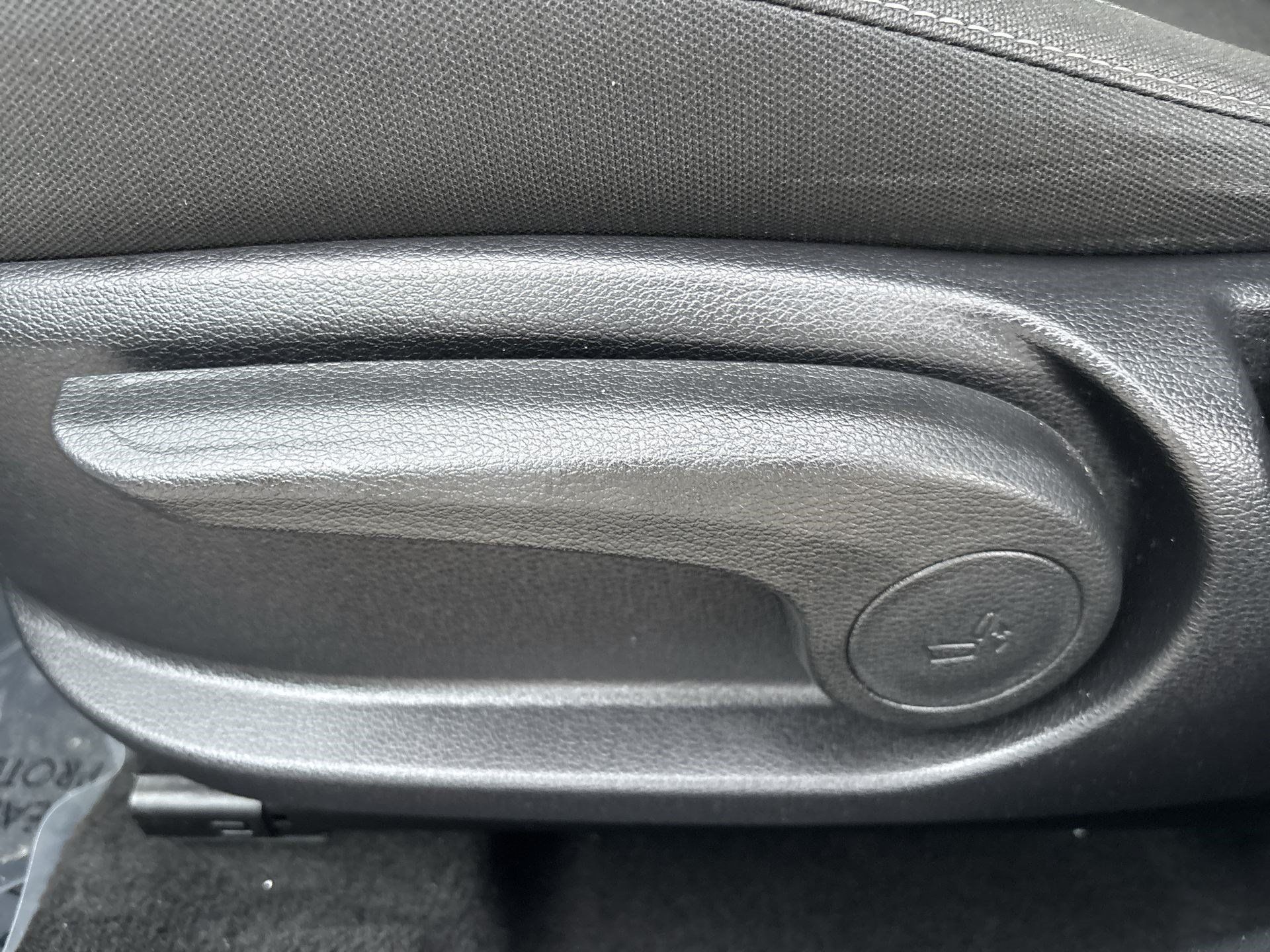 Certified 2023 Kia Forte LXS w/ LXS Technology Package FWD image 14