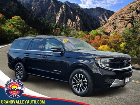Used 2025 Ford Expedition Max Platinum image 1