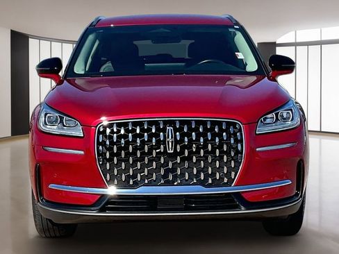Used 2024 Lincoln Corsair Reserve w/ Equipment Group 201A AWD/4WD image 3