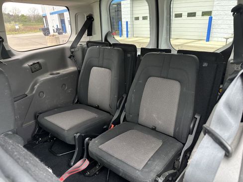 Used 2020 Ford Transit Connect XL FWD image 13