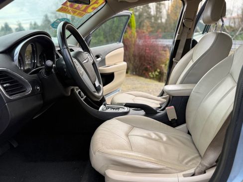 Used 2014 Chrysler 200 Limited w/ Sun/Sound Group image 14