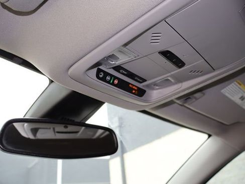 Used 2023 GMC Acadia SLT w/ Elevation Edition FWD image 30