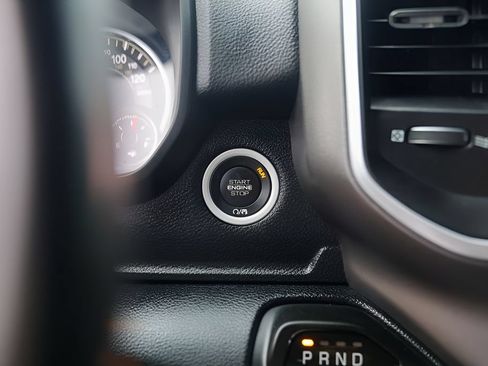Used 2022 RAM 1500 Lone Star AWD/4WD image 16