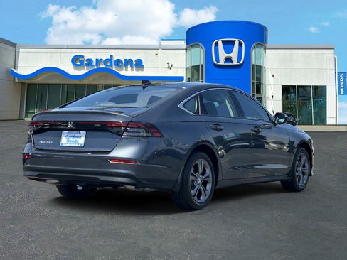 Certified 2023 Honda Accord EX image 6