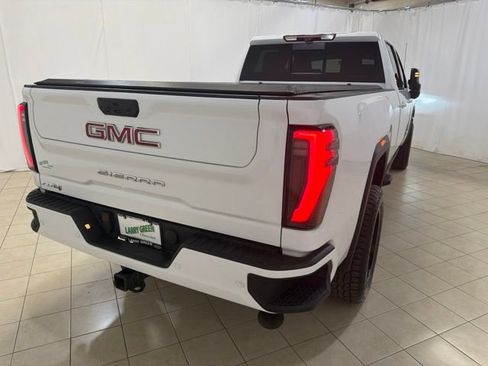 Used 2024 GMC Sierra 3500 AT4 w/ AT4 Premium Plus Package AWD/4WD image 6