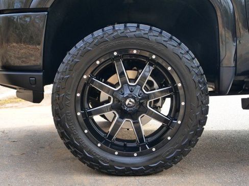 Used 2023 GMC Sierra 2500 Denali w/ Denali Black Diamond Edition image 53