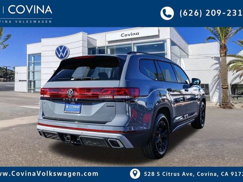 New 2026 Volkswagen Atlas Peak Edition image 7