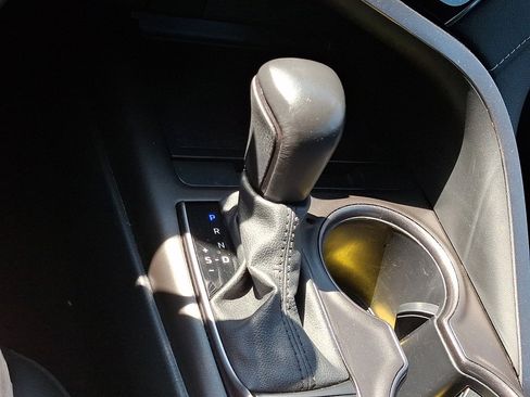 Used 2024 Toyota Camry SE FWD image 27
