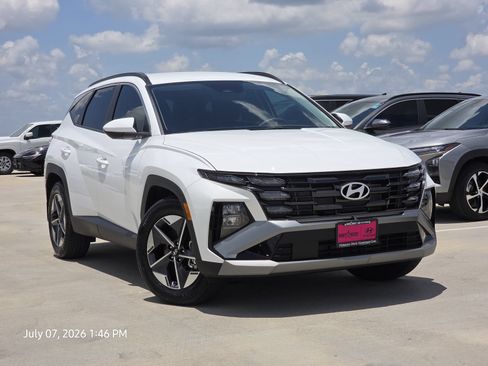 Used 2026 Hyundai Tucson SEL FWD image 3