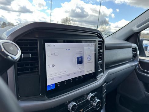 Used 2025 Ford F150 XLT w/ Equipment Group 301A Standard image 26