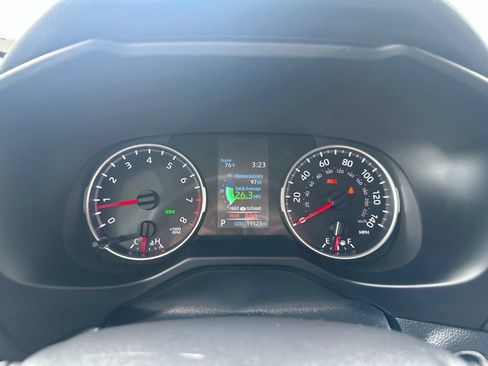 Certified 2021 Toyota RAV4 XLE w/ Convenience Package AWD/4WD image 25