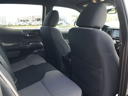 Used 2023 Toyota Tacoma TRD Sport w/ Technology Package image 22