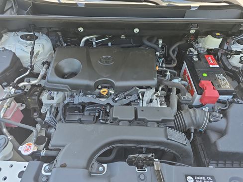 Used 2020 Toyota RAV4 XLE w/ Convenience Package AWD/4WD image 32