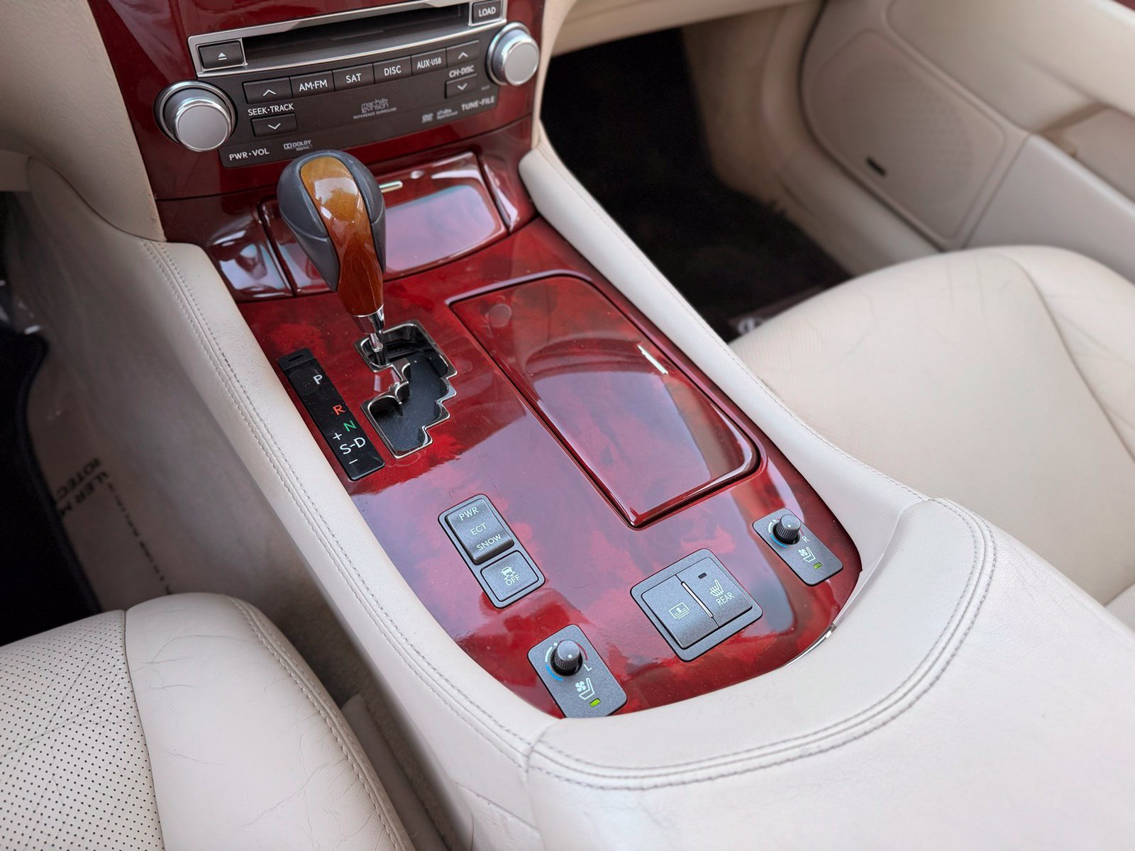 Used 2011 Lexus LS 460 AWD w/ Luxury Value Edition image 57