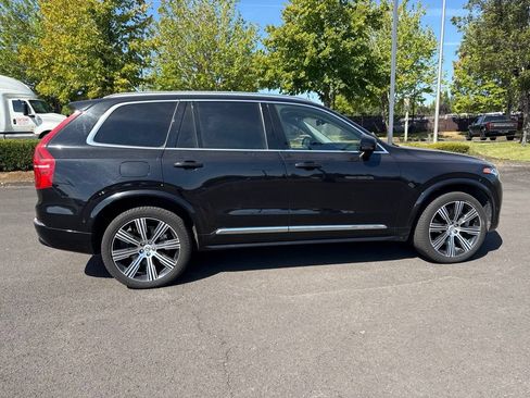 Used 2024 Volvo XC90 T8 Ultimate w/ Protection Package Premier AWD/4WD image 8