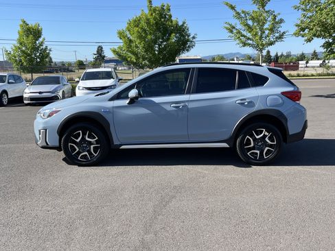 Used 2020 Subaru Crosstrek Hybrid w/ Moonroof Package w/Navigation AWD/4WD image 2