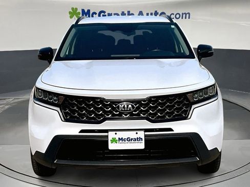 Used 2021 Kia Sorento S image 2