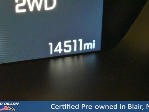 Used 2023 Chevrolet Colorado ZR2 w/ ZR2 Convenience Package III image 17