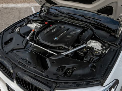 Used 2018 BMW 540i xDrive w/ M Sport Package image 63