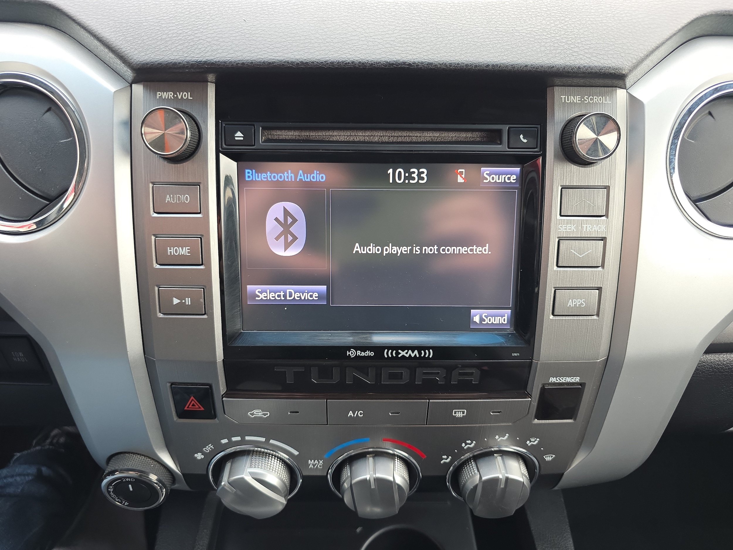 Used 2015 Toyota Tundra SR5 w/ TRD Off Road Package AWD/4WD image 21