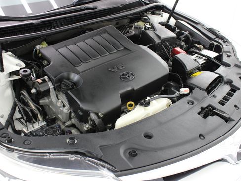 Used 2016 Toyota Avalon Touring image 71