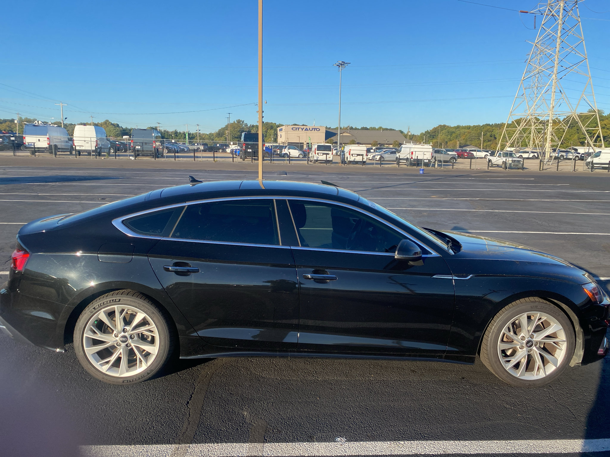 Used 2022 Audi A5 2.0T Premium w/ Convenience Package AWD/4WD image 4