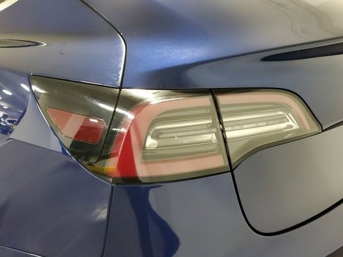 Used 2020 Tesla Model 3 Long Range image 29