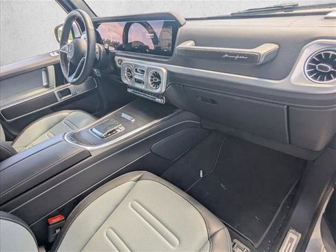 Used 2025 Mercedes-Benz G 550 image 19