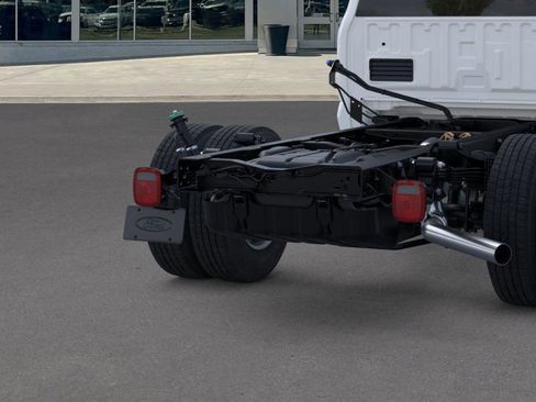 New 2026 Ford F350 XL w/ XL Chrome Package image 21