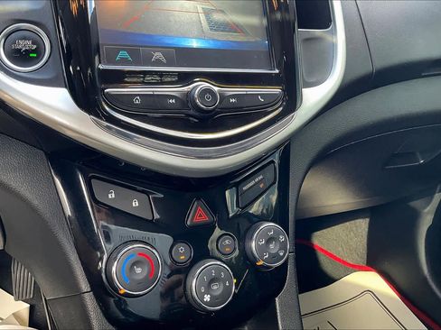 Used 2017 Chevrolet Sonic LT w/ Fun and Sun Package image 31