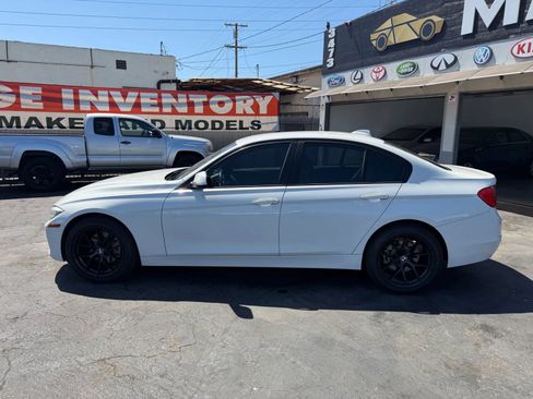 Used 2015 BMW 320i Sedan RWD image 5